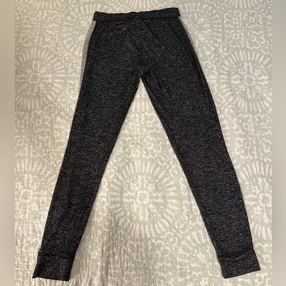 VS PINK Lounge Set - Picture 7 of 10